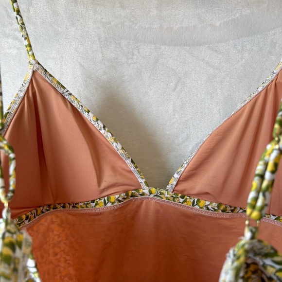 J crew womens Plunge one-piece swimsuit in Liberty Eliza's Yellow size 24 NWT - Picture 12 of 12
